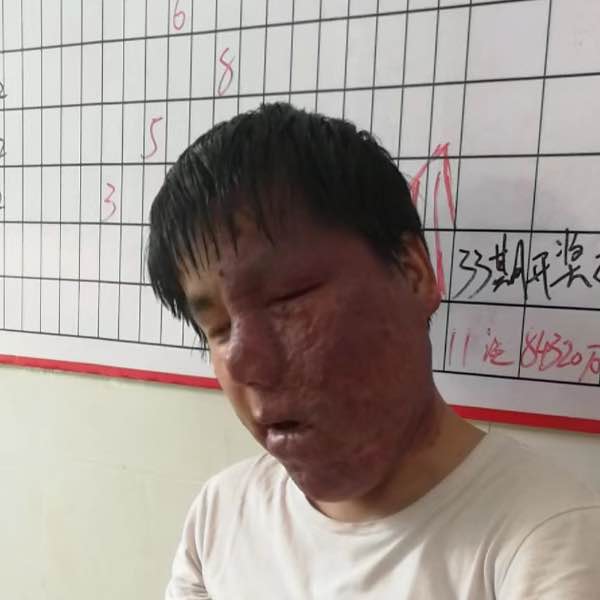 江苏32岁单身帅哥真诚找对象-迪庆相亲网