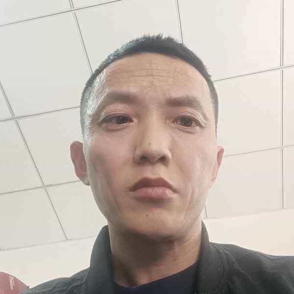 40岁岁四川单身帅哥 - 迪庆吉缘网