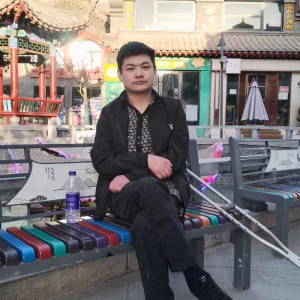 35岁岁甘肃单身帅哥 - 迪庆吉缘网