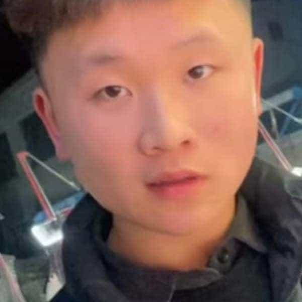 22岁岁河南单身帅哥 - 迪庆吉缘网