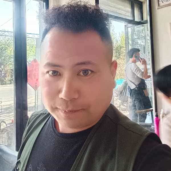 35岁岁山东单身帅哥 - 迪庆吉缘网