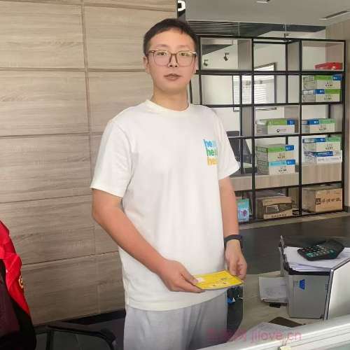30岁岁江苏单身帅哥 - 迪庆吉缘网