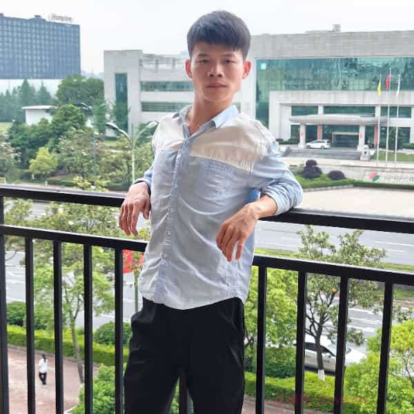 29岁岁湖南单身帅哥 - 迪庆吉缘网