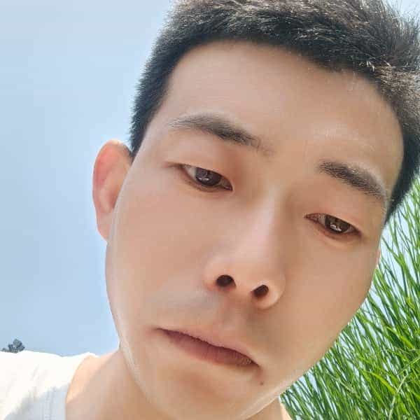 31岁岁陕西单身帅哥 - 迪庆吉缘网