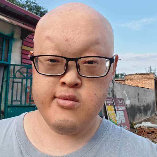 28岁岁山东单身帅哥 - 迪庆吉缘网